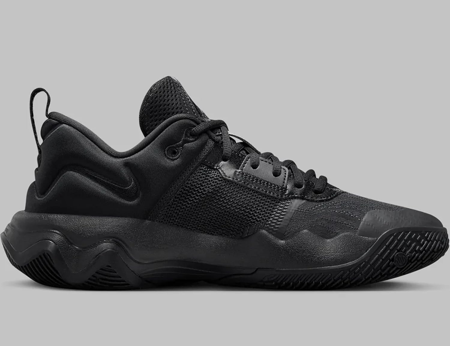 NIKE Men's Sneaker Three Quarters Tall