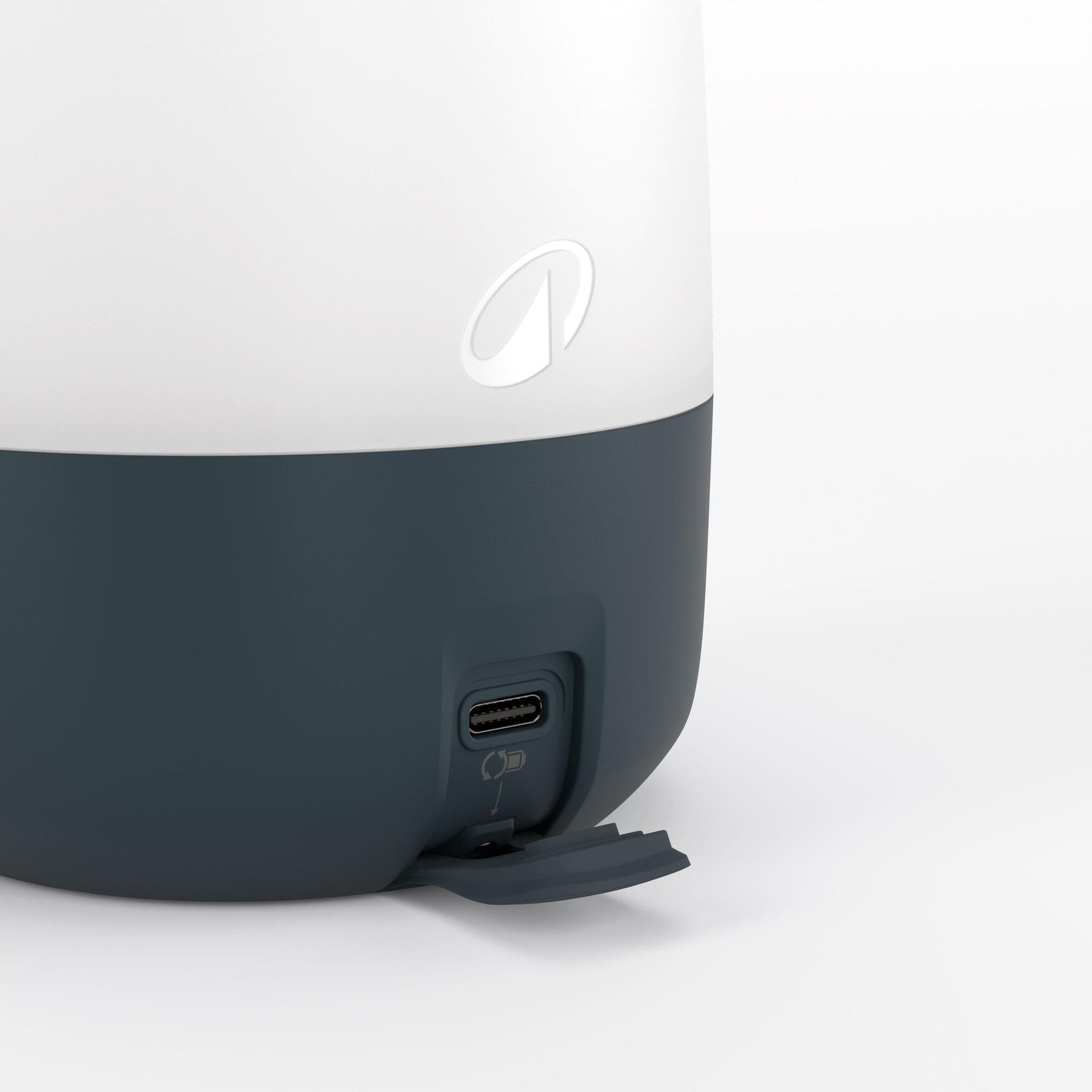 Quechua BL200 USB-C Rechargeable Camping Lantern – 200 Lumens